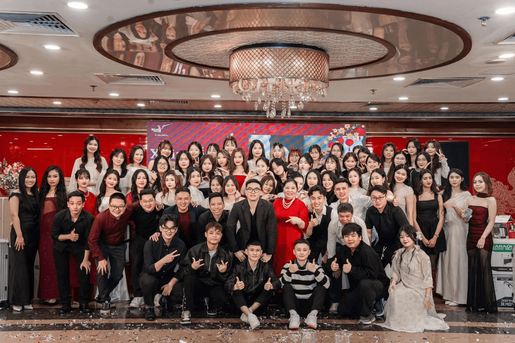 Đội ngũ K-Global